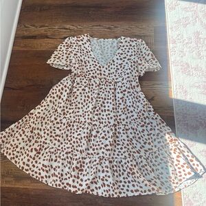 Spotted V-Neck Tiered Dress